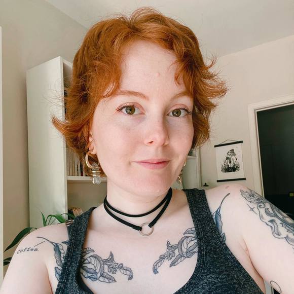 Meet your Posher, Jessica - Picture 1 of 1